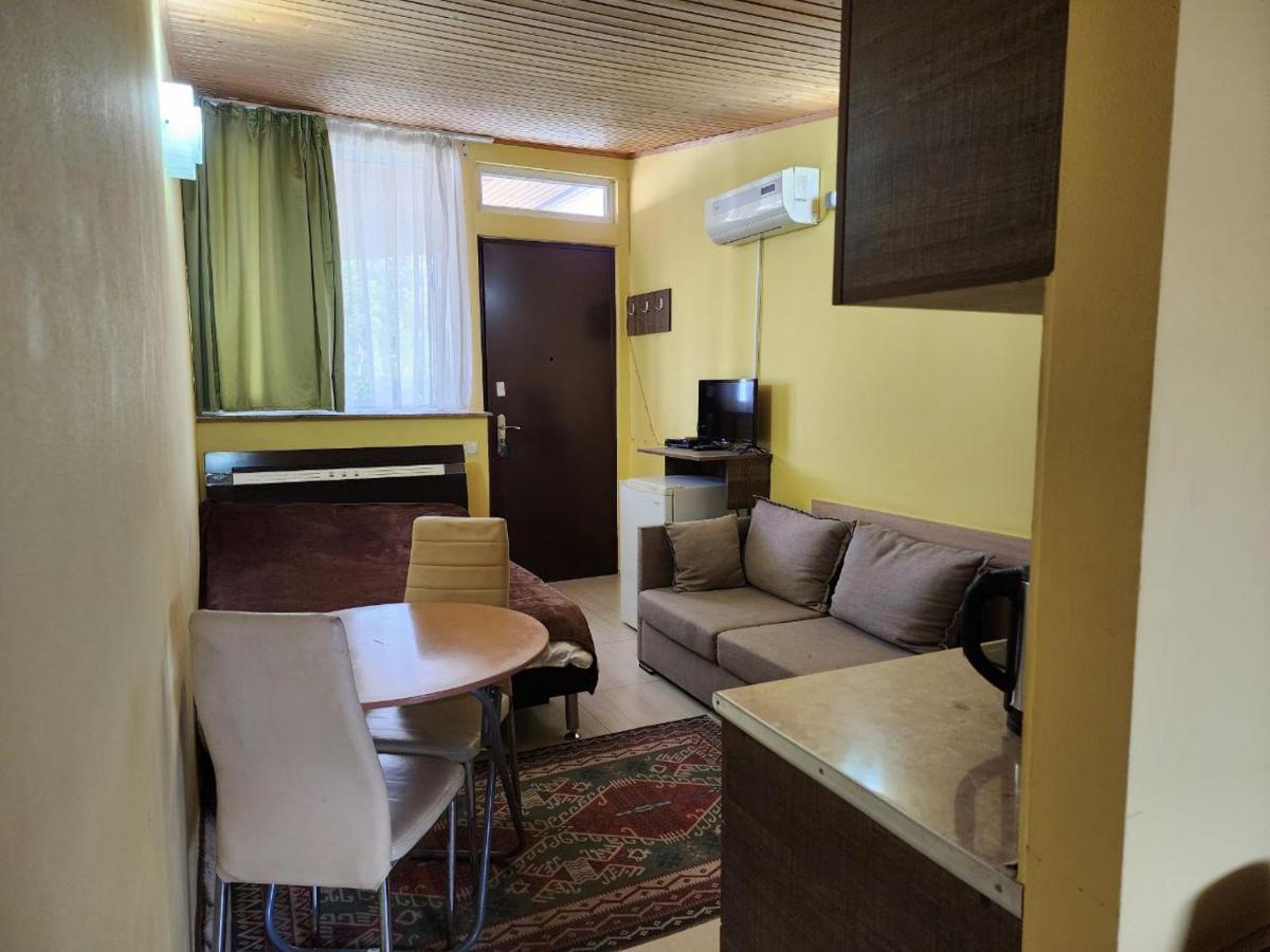 Apart-Hotel Gala In The Center Of Tbilisi Exterior photo